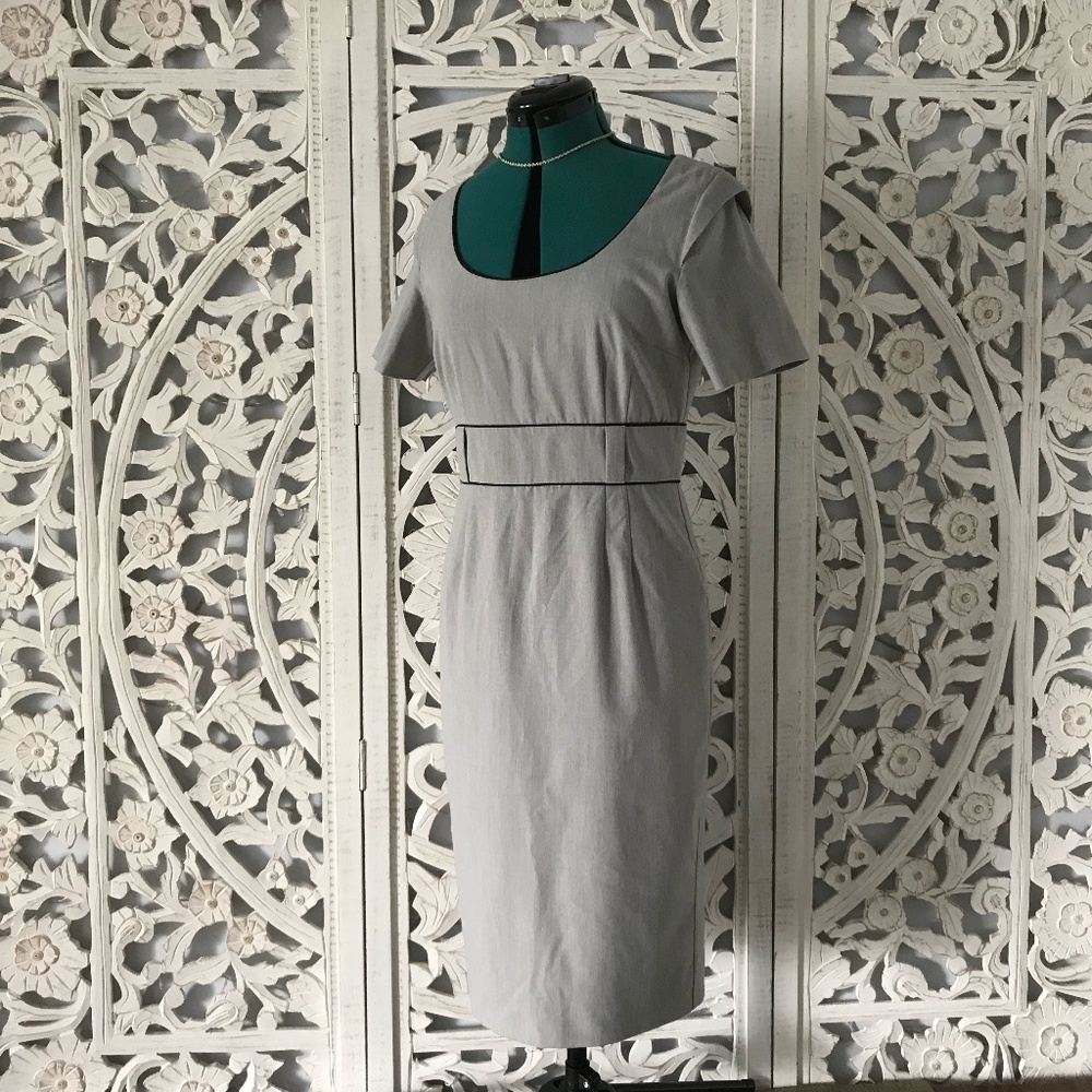 Oasis - Short Sleeve Grey Wiggle/Pencil Dress